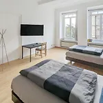 Monteurdreams-De Zentrale, Grosse 5Z Wohnung, 2 Baeder, Kueche