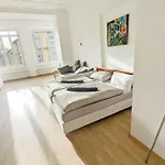 Monteurdreams-De Zentrale, Grosse 5Z Wohnung, 2 Baeder, Kueche